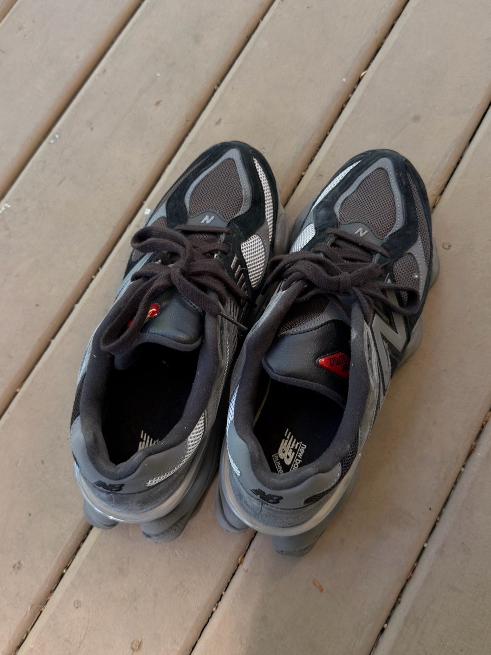 New Balance 2002R